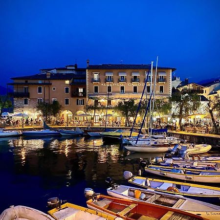 Albergo Gardesana Torri Del Benaco Buitenkant foto